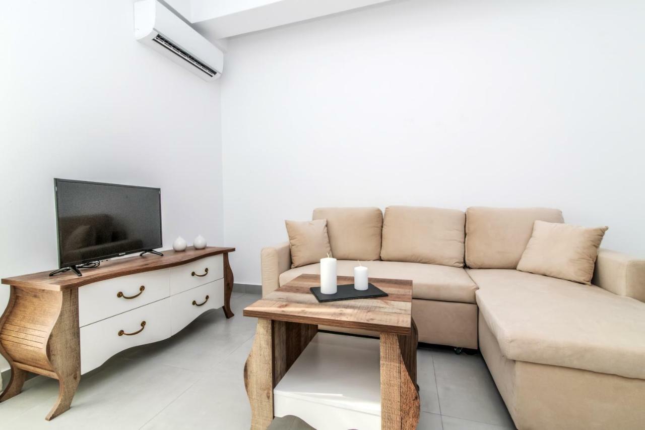 Lux 'N Comfort Apartments Tínos Kültér fotó