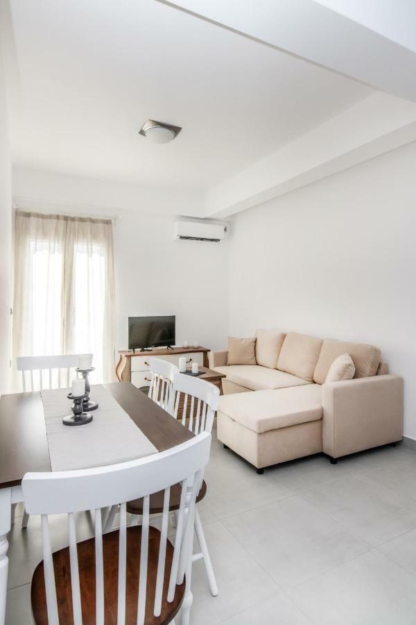 Lux 'N Comfort Apartments Tínos Kültér fotó