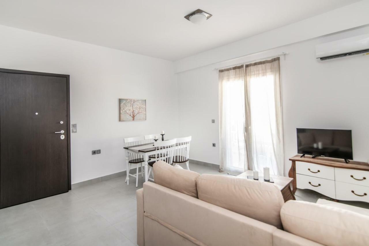 Lux 'N Comfort Apartments Tínos Kültér fotó