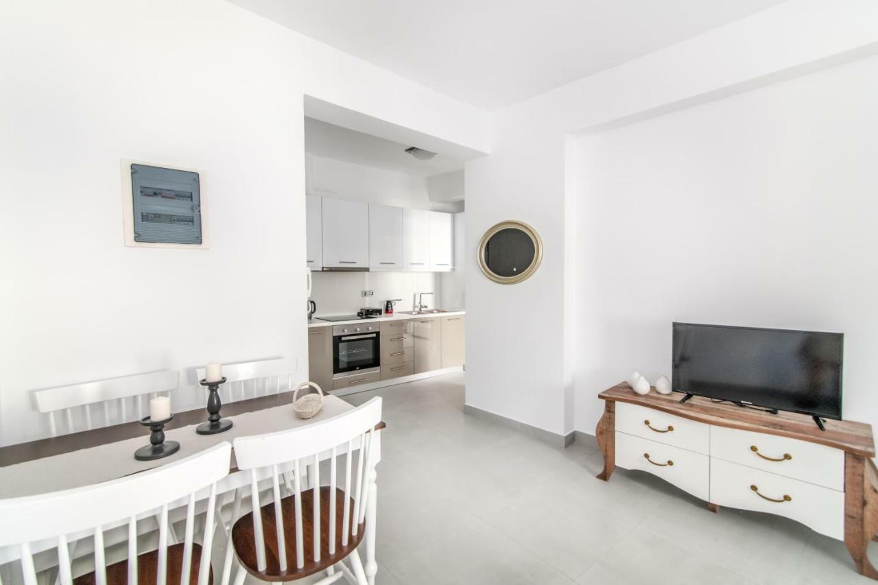 Lux 'N Comfort Apartments Tínos Kültér fotó